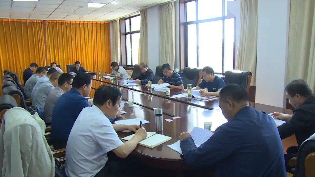 县委常委,常务副县长杨永吉,县委常委,组织部部长王世宴出席会议