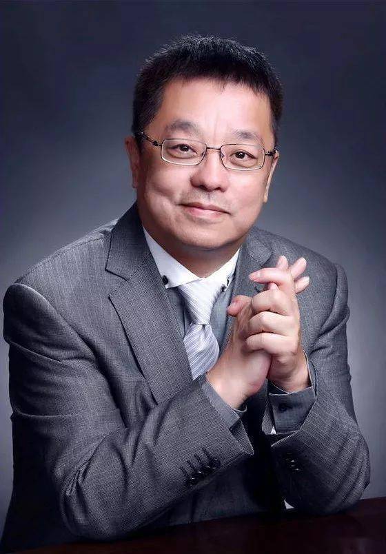 张宏光简介著名作曲家.朝鲜族.1963年出生于沈阳.