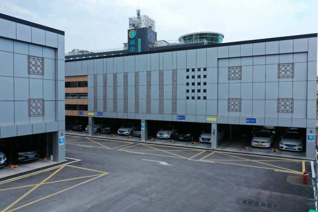 新增停车位723个我市新建4个立体停车库已陆续投用