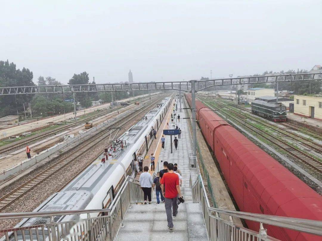 更方便了市郊铁路副中心线将研究在房山长阳增设车站