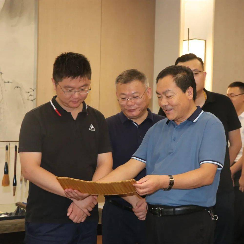 生导师陈荣卓教授一行4人来我市调研全国农村社区治理实验区创建工作