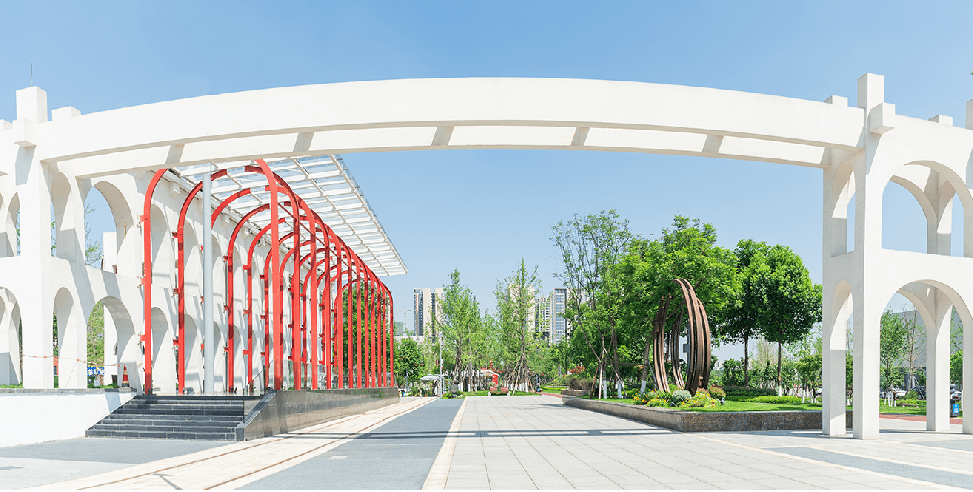 在二仙桥公园绿皮火车上吃火锅这很成都