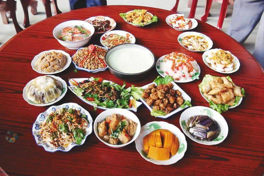 广南土司府宴三滴水长席就问你馋不馋