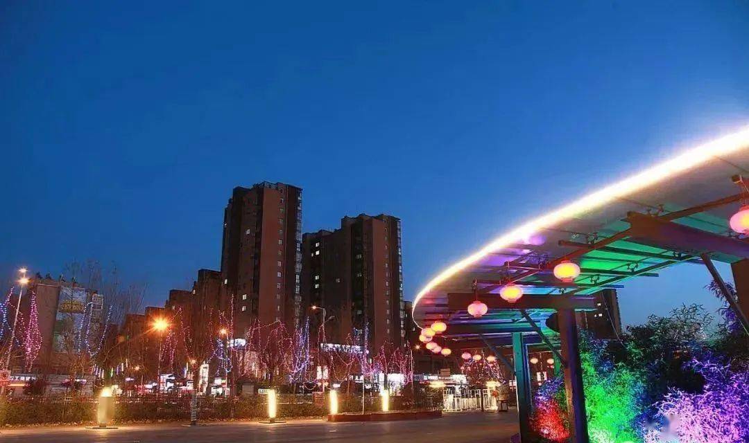 huang这是我的证件照我叫内黄子女:长庆路街道,城关镇,东庄镇,井店镇