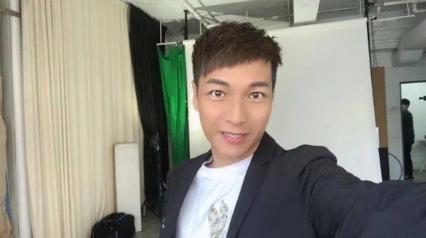 做衰上司畀网民闹 谭伟权当正评:开心08!