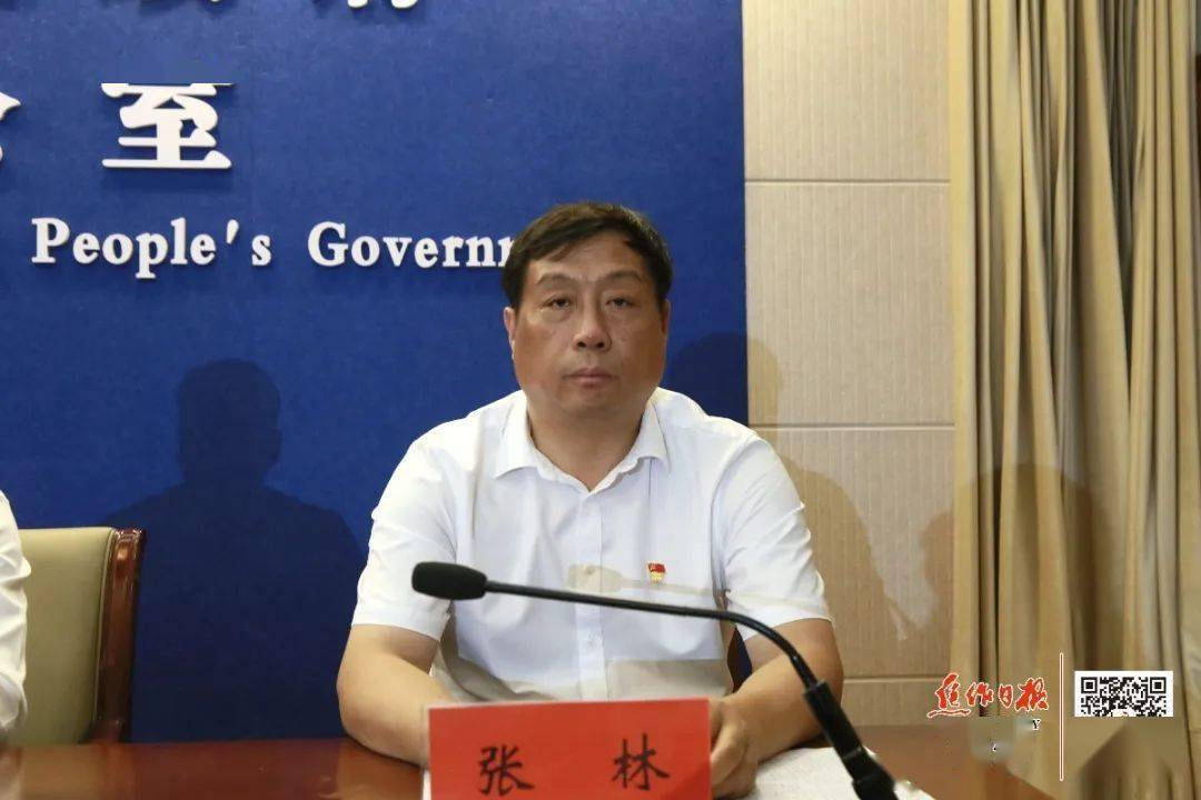 焦作市市场监管局党组书记 张林女士们,先生们,新闻界的各位朋友们