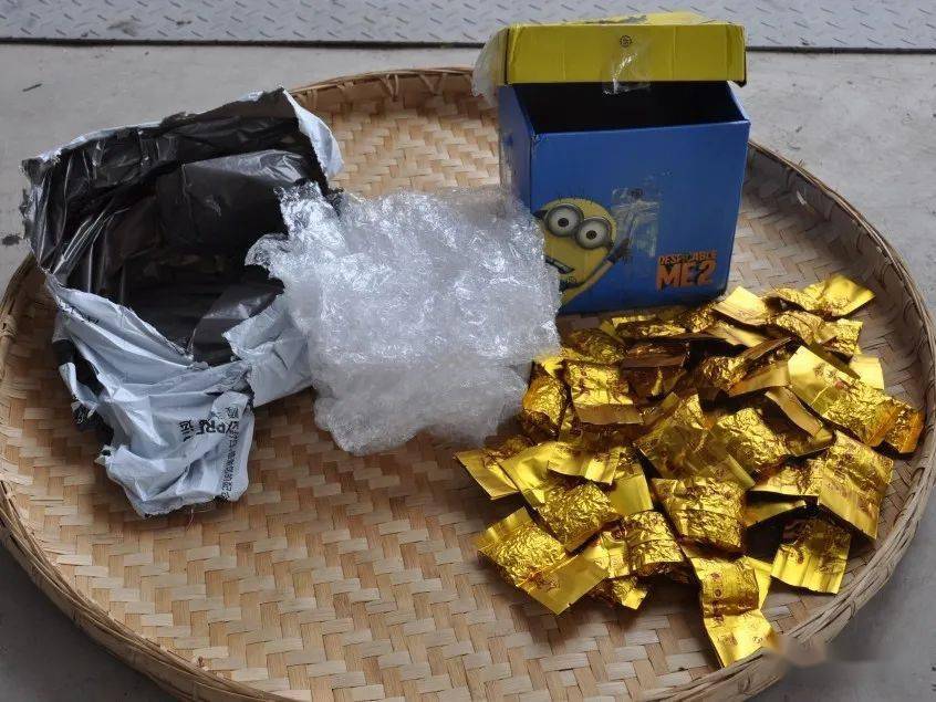 【平安永仁】茶叶藏毒快递运毒 永仁警方火眼金睛识破