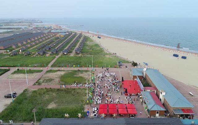 来唐山碧海浴场,享清凉一夏