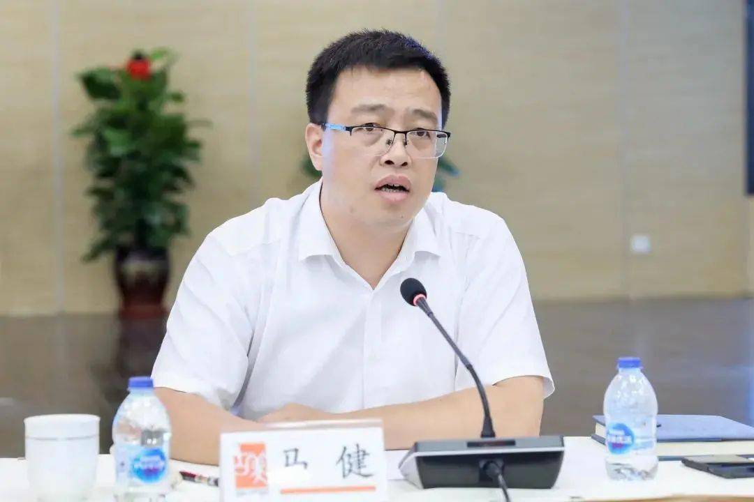 区委宣传部副部长,区文明办副主任马健部署下阶段诚信示范街创建工作