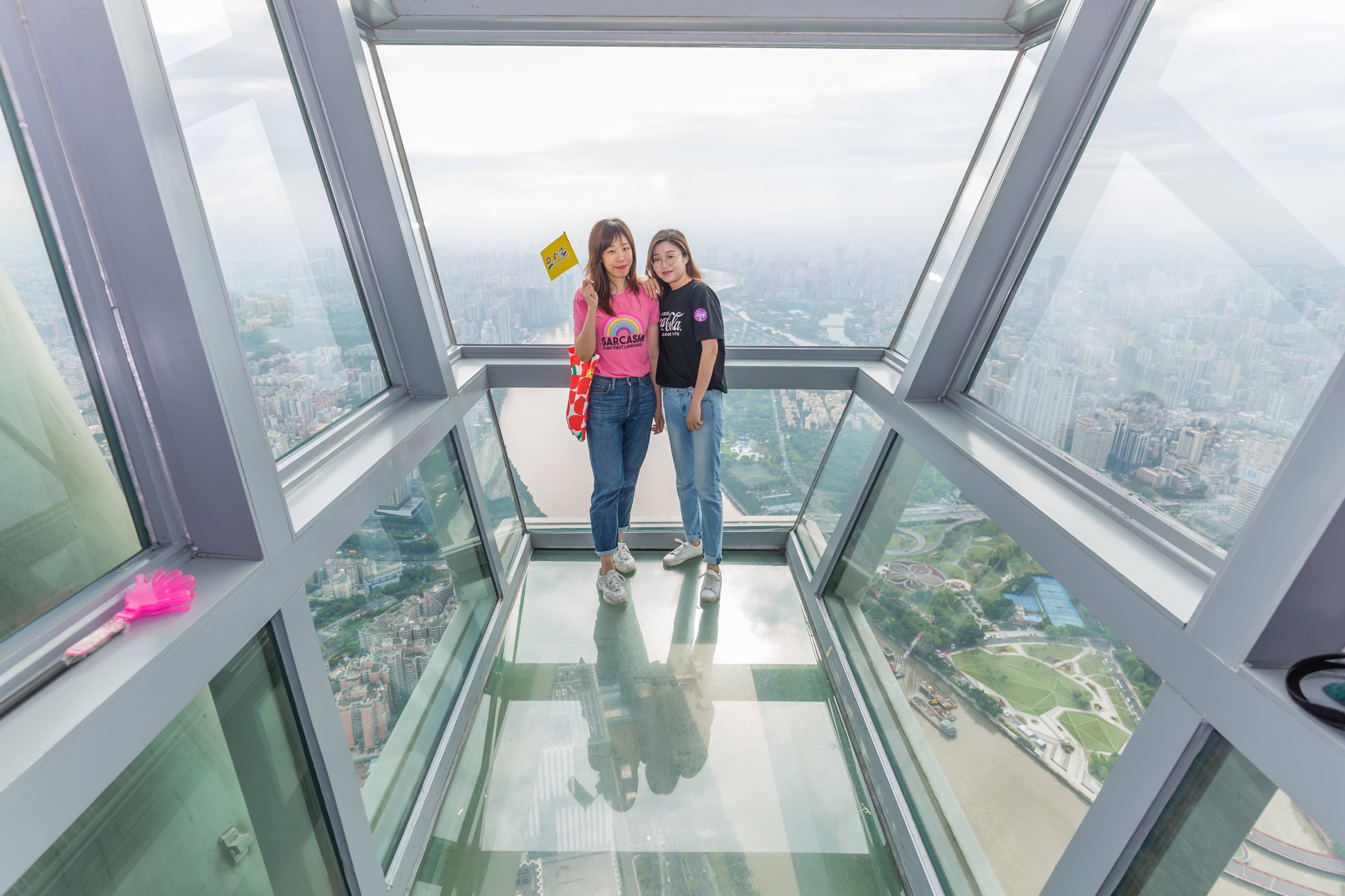 登广州塔,品西关味,140名外地游客疫情后首次游广州