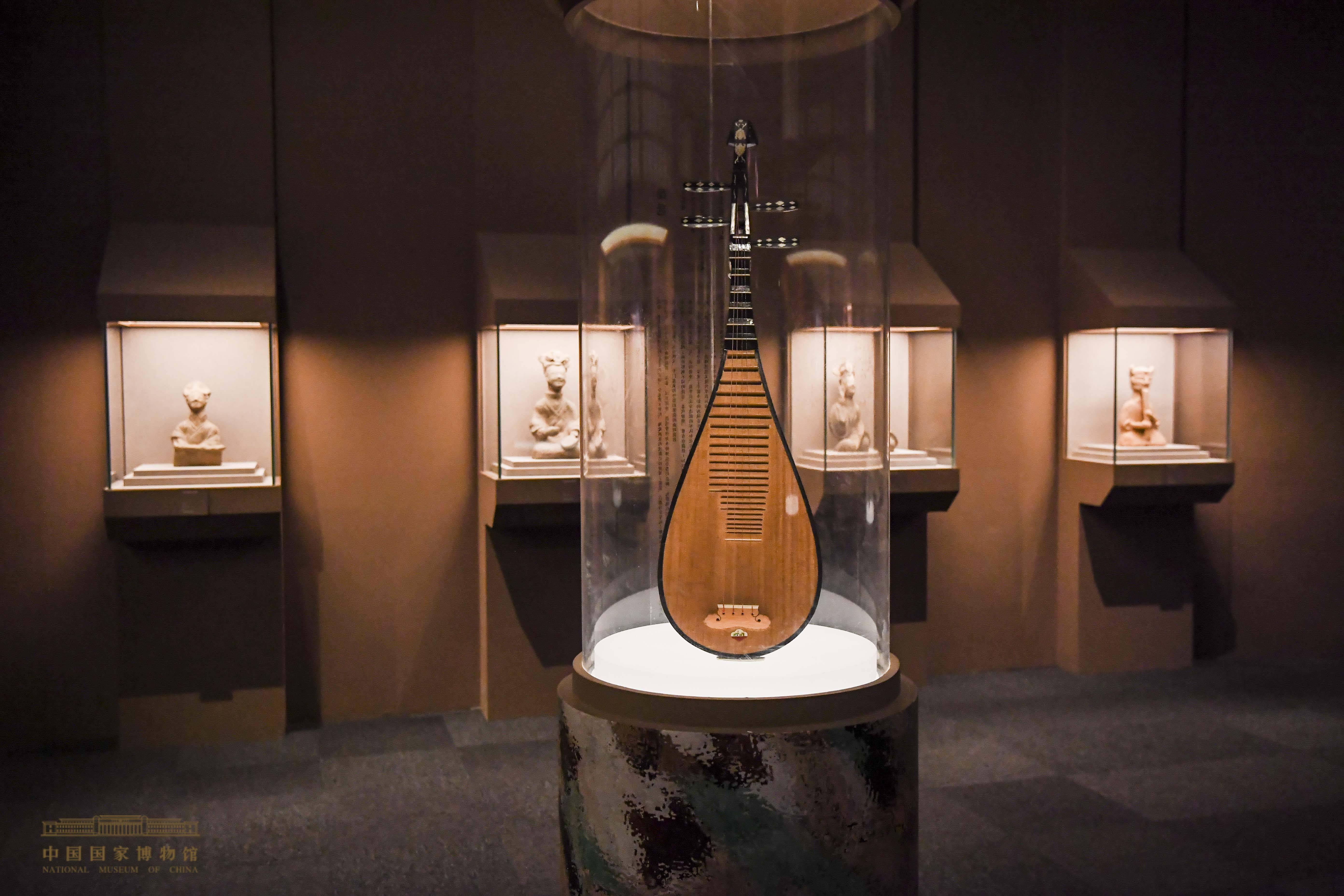 展现中国古代音乐发展脉络天地同和中国古代乐器展亮相国博
