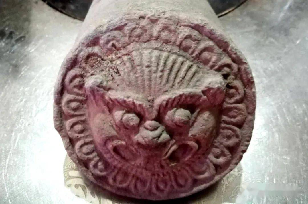 李亮屏清代陇西瓦当中的滴水猫头与勾头构件