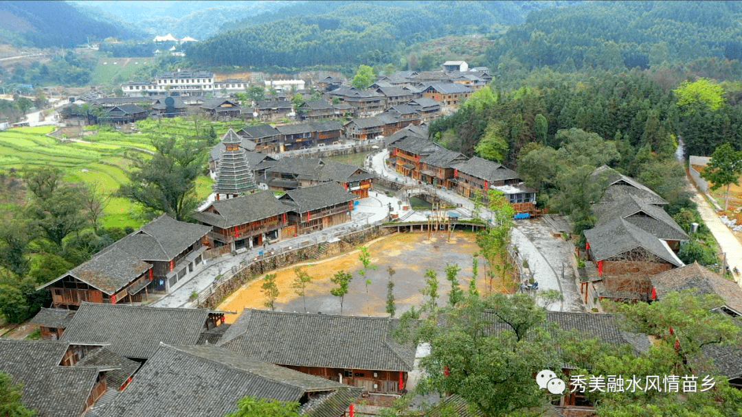 融水梦呜苗寨景区图文记者丨李菲菲 刘通 吴彦霖 吴建彬 覃少魁值班