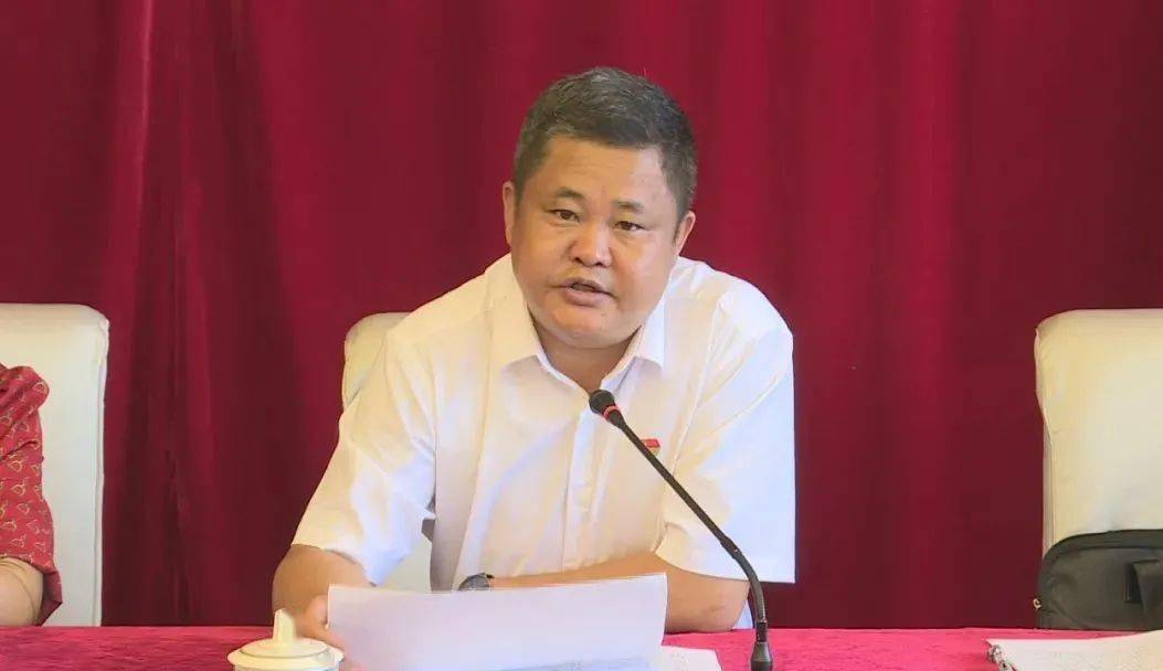 中共西盟县委举行2020年度第五次理论学习中心组集中学习