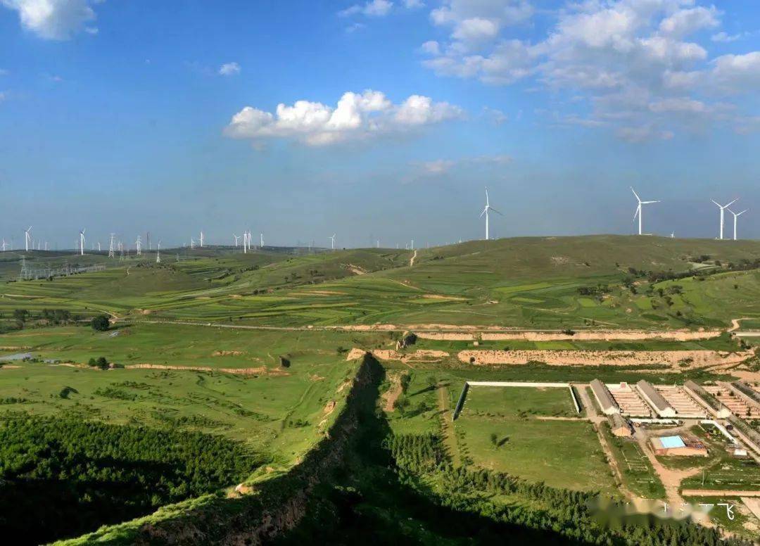 初秋的平鲁北固山,秋高气爽,温度适宜,空气一如既