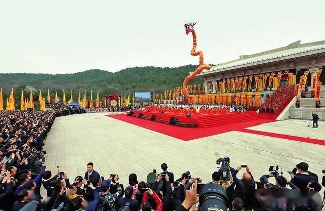 清明節地點:橋山黃帝陵02湖南省炎陵縣世界華人華僑炎帝陵祭祖大典