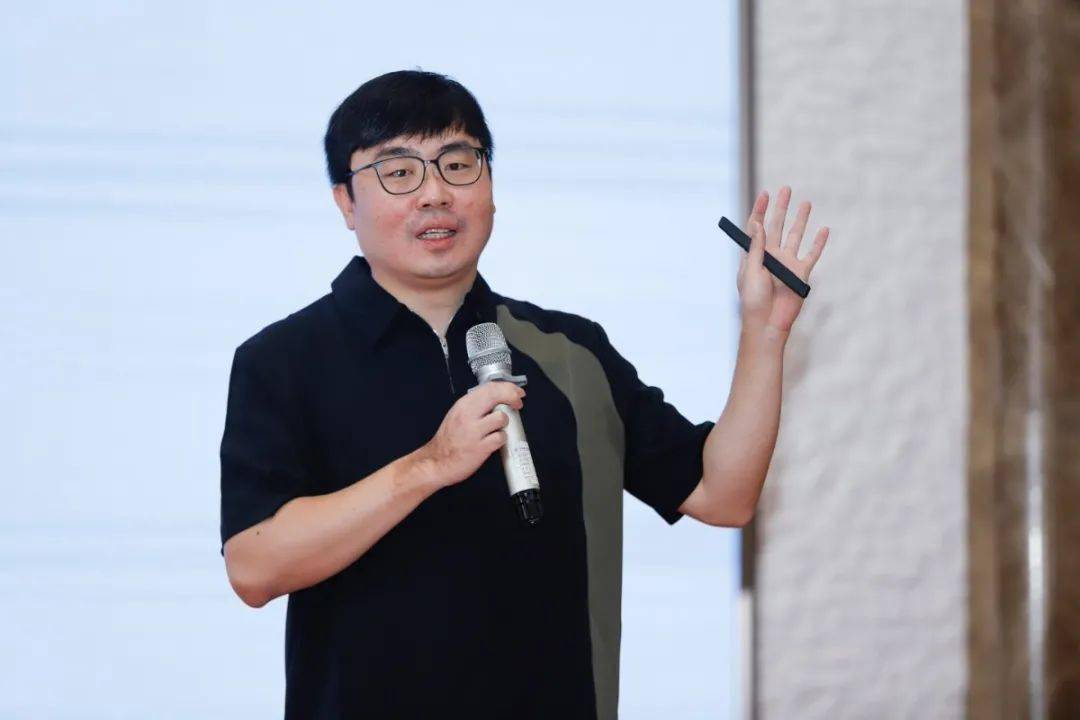 东石籍知名作家蔡崇达"文化产业:晋江的可能性"主题分享会在泉州(晋江