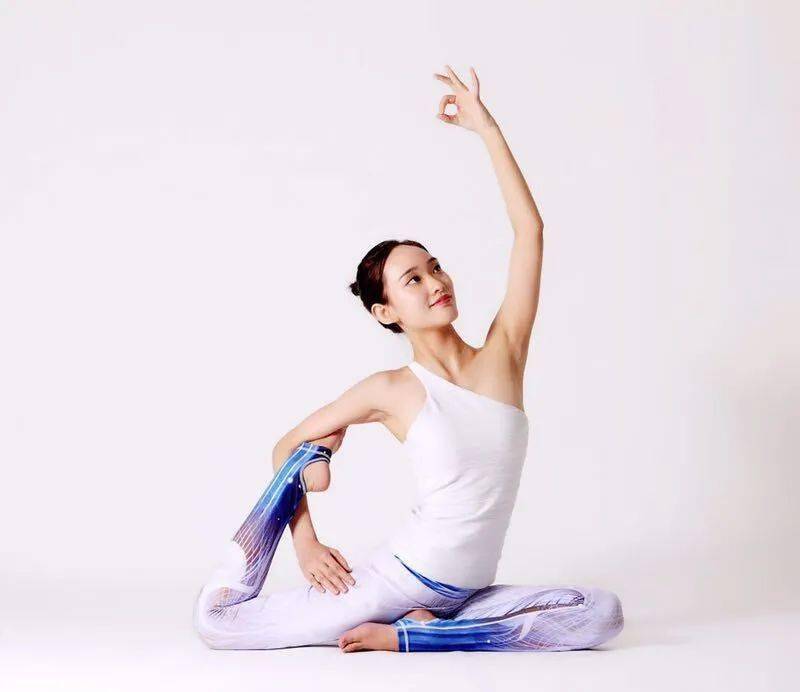 如何get明星优雅体态?