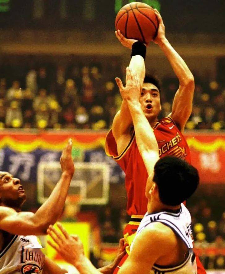 继郑海霞之后又一位篮球明星来到仁怀啦