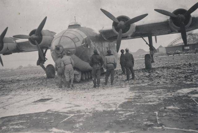 飞天千足虫:二战德国空军阿拉多ar 232运输机发展史