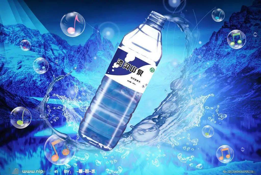 行摄胡杨林只一眼便足以惊艳一整年的时光