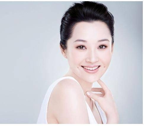 关晓彤入学就成校花,回顾北影校花进化史!