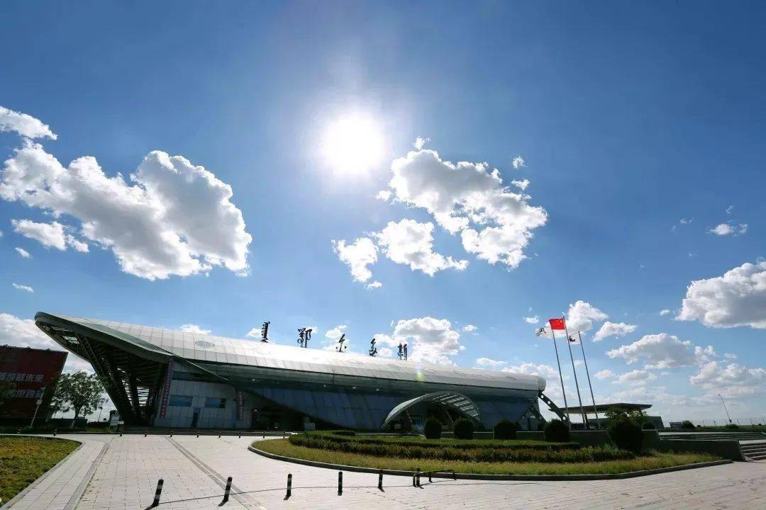 民航科普教育基地鄂尔多斯获评为市级科技馆航空分馆