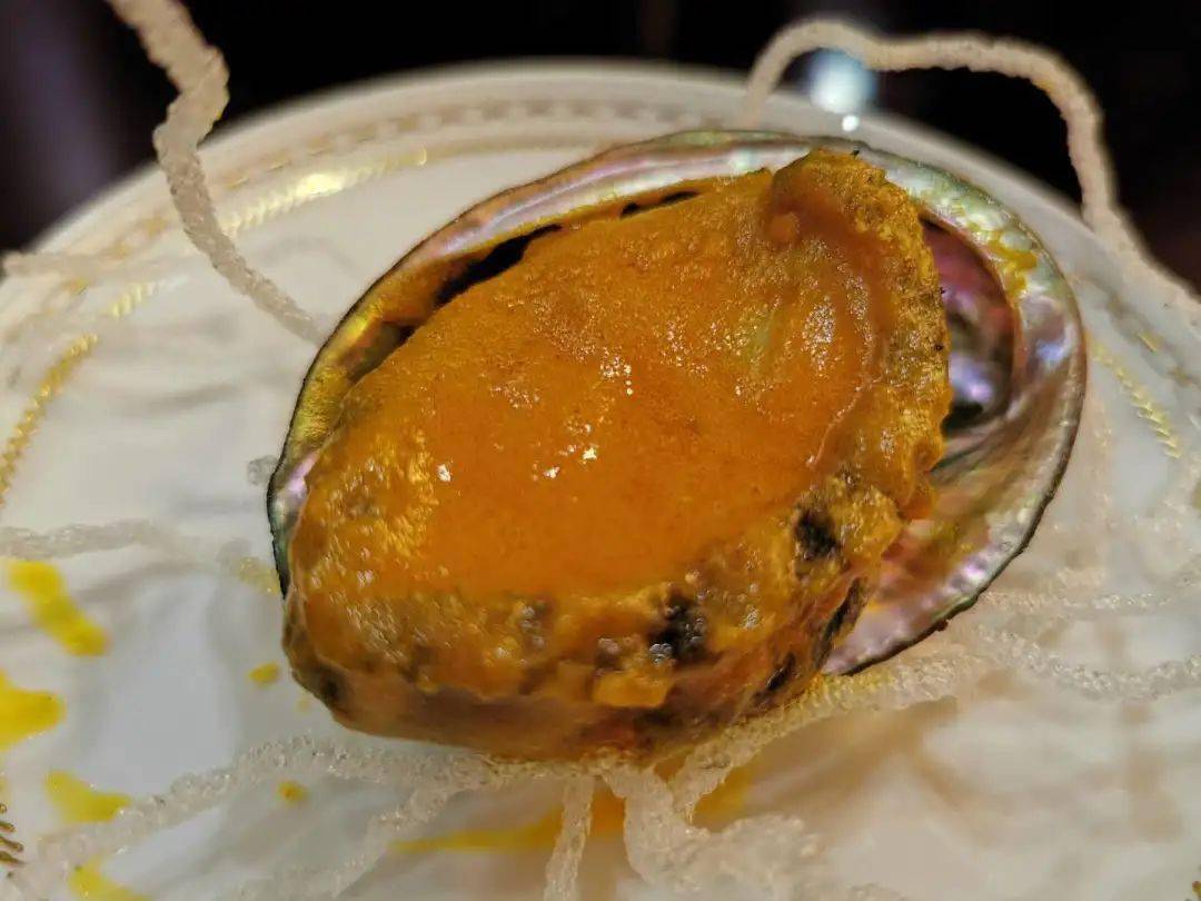 228元双人餐大礼包内含:向上滑动查看菜单蔬菜沙拉现烤杂锦面包港式碗