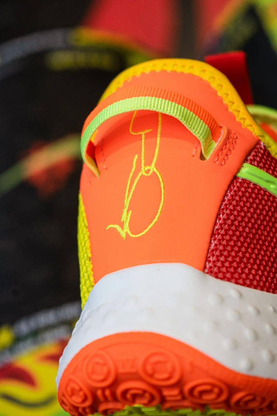 【nike pg4 "泡椒"特殊鞋盒发售细则 】