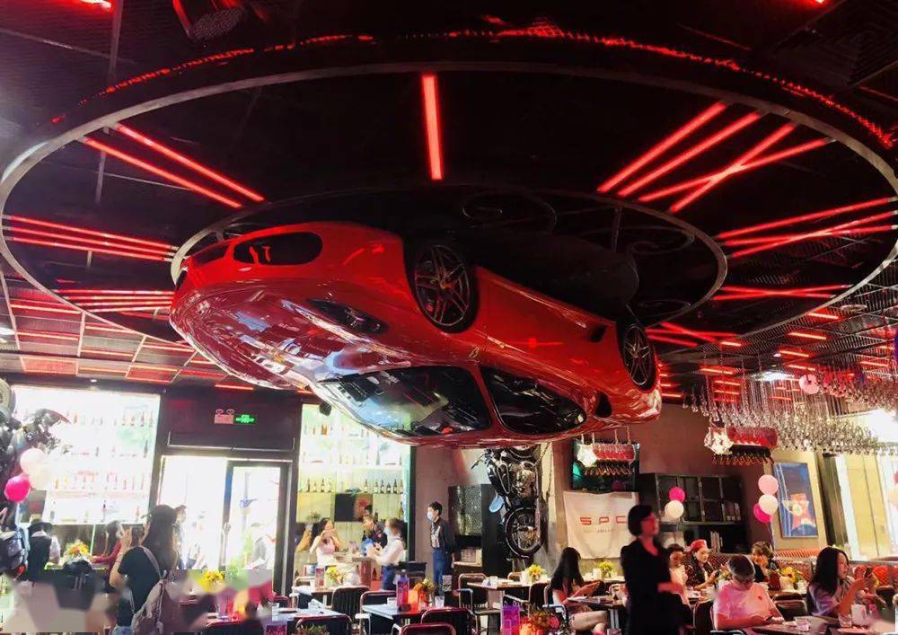 大打汽车文化牌这家主题餐厅也太可了吧