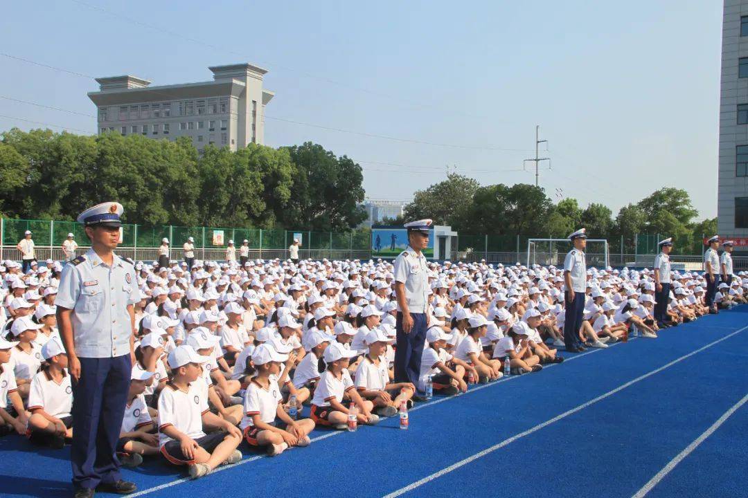 国防教育宣城市阳光中学2020级新生军训系列报道之军训开营仪式