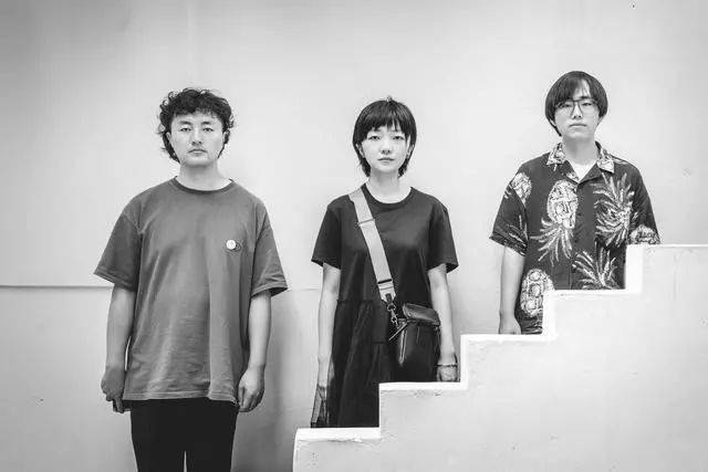 参演艺人红白色乐队狮童乐队