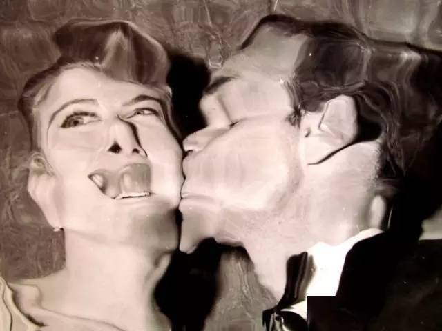 这些高难度的接吻照今天肯定不会出现在你的朋友圈