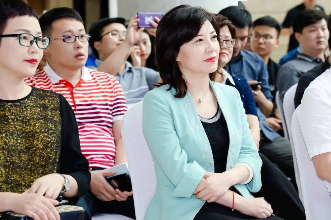 良,字节跳动高级副总裁张羽,浙江广播电视集团民生休闲频道总监李秀平