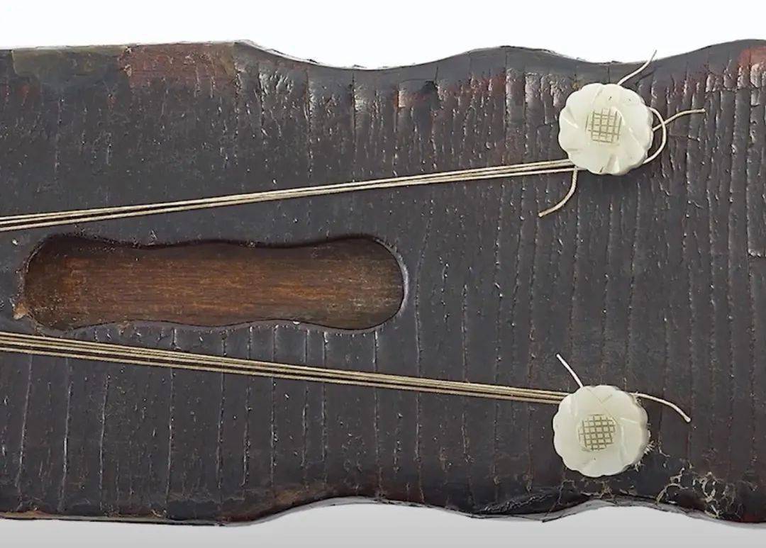 域外枯木龙吟古琴