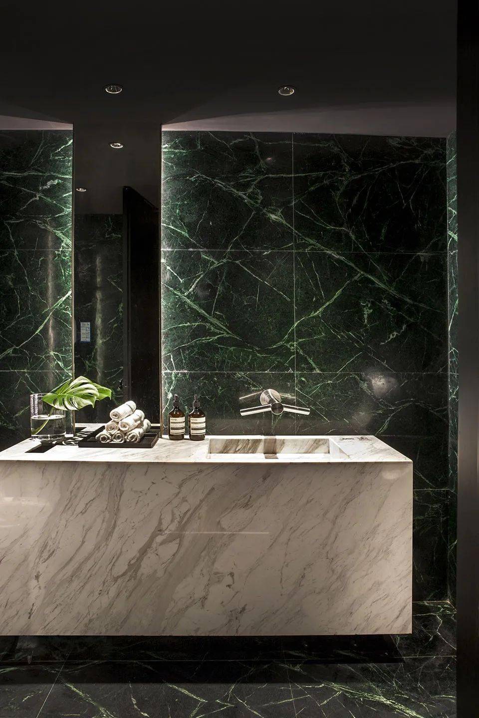 高颜值的大理石洗手池设计