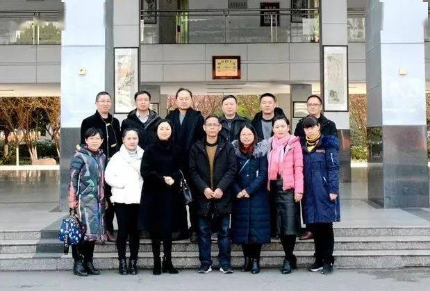 广元中学省级名师陈昕鼎兴工作室送教大凉山_手机搜狐网