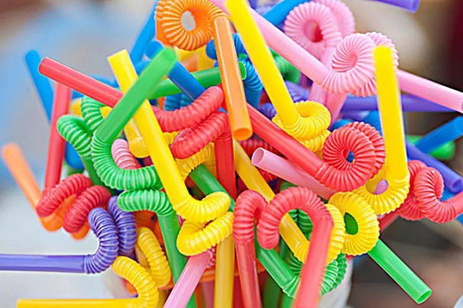 广东省发改委发文全面禁用不可降解一次性塑料吸管