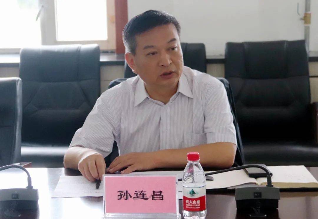 并对下一步如何推进项目建设提出要求,县委常委,常务副县长曲国参加