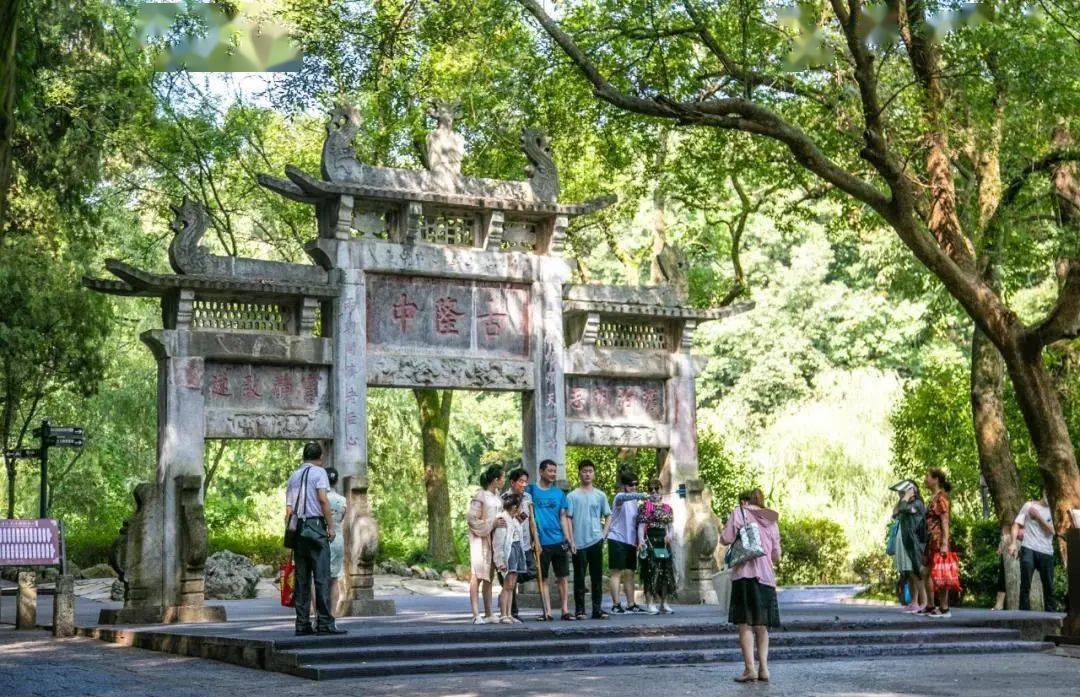 與愛同行惠遊湖北樂在襄陽襄陽旅遊市場加速升溫景區預約人數已達95萬