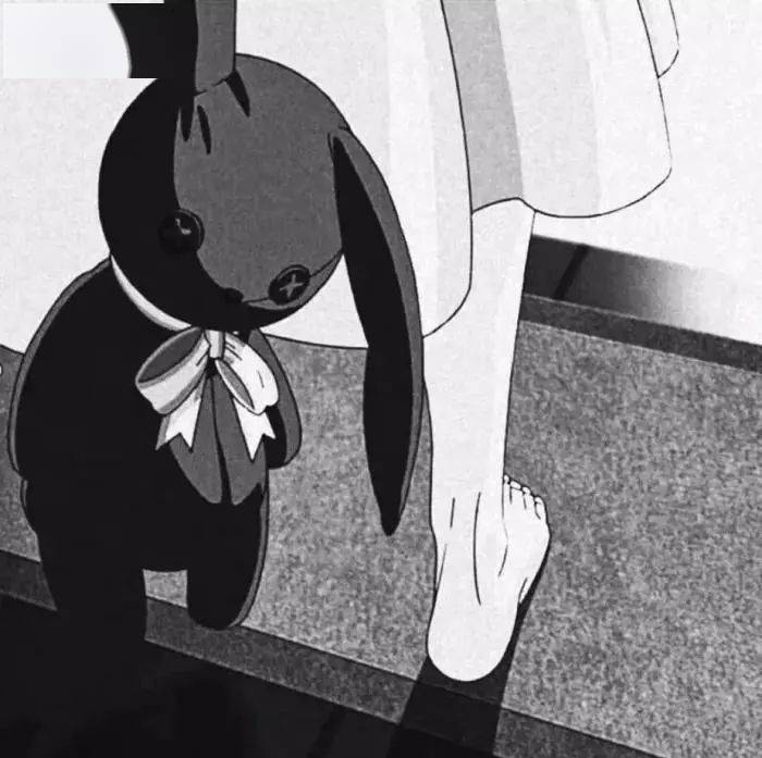 头像趁好看的时候多照照镜子毕竟这种错觉不是每天都有的