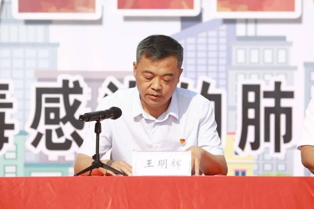 这是一场没有硝烟的战场是与病毒的巅峰对决卫辉时刻准备着