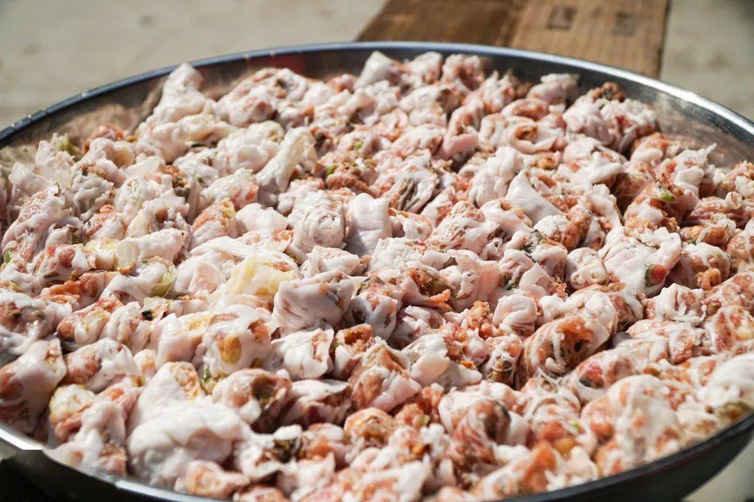 粤菜云聚猪油网酿蚝豉