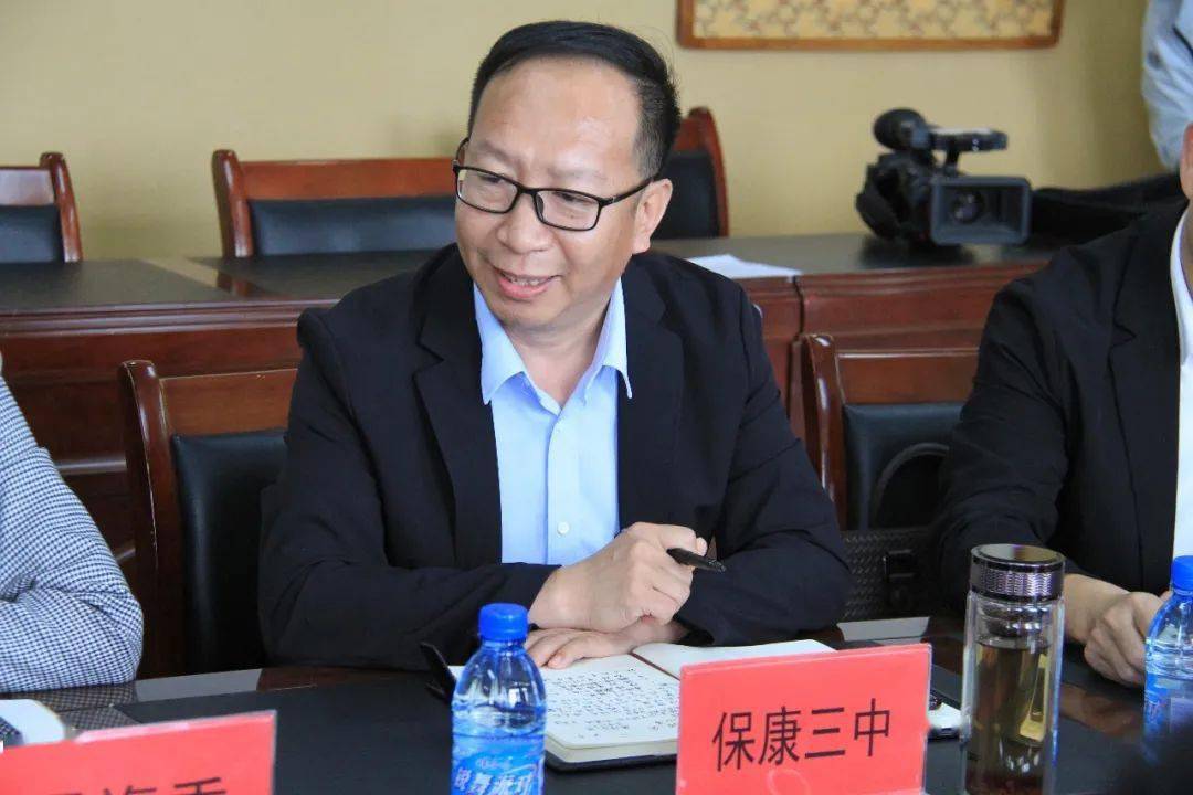 保康三中,宝龙山中学,努日木中心校三所服务学校相关负责人就对支教团