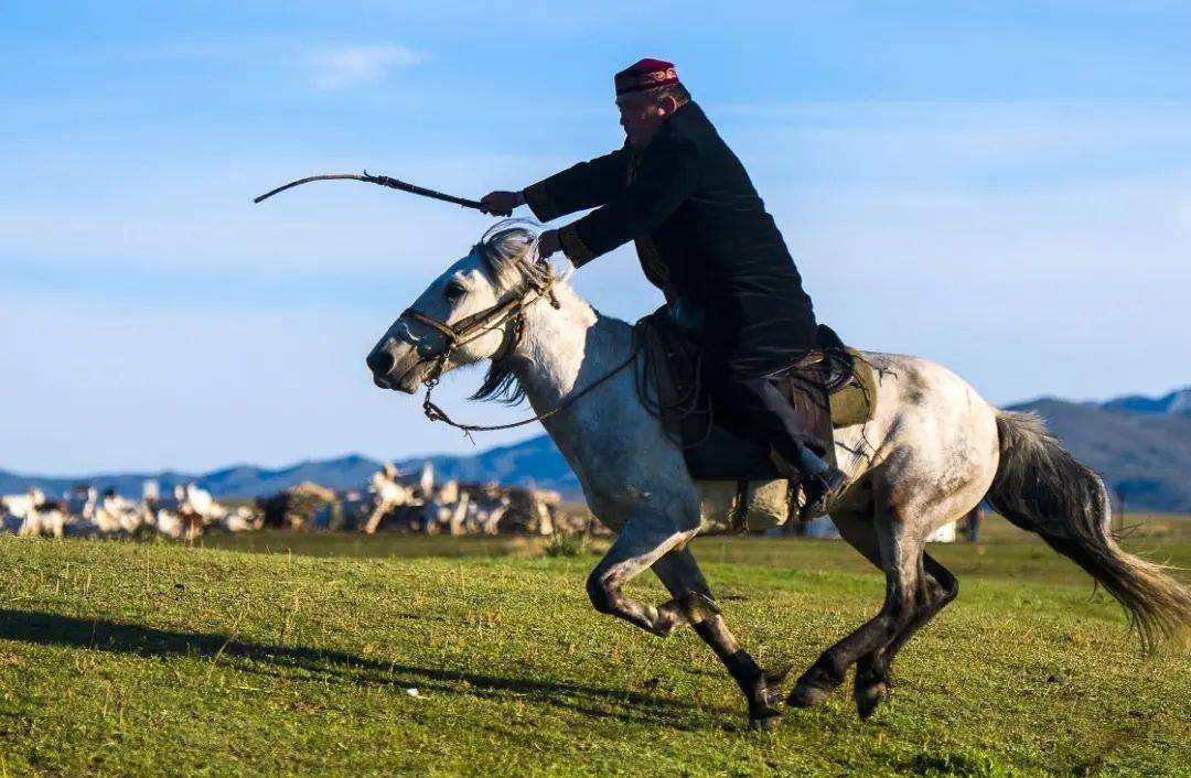 爱要驰马追逐!线上系列跑第四站火辣登场