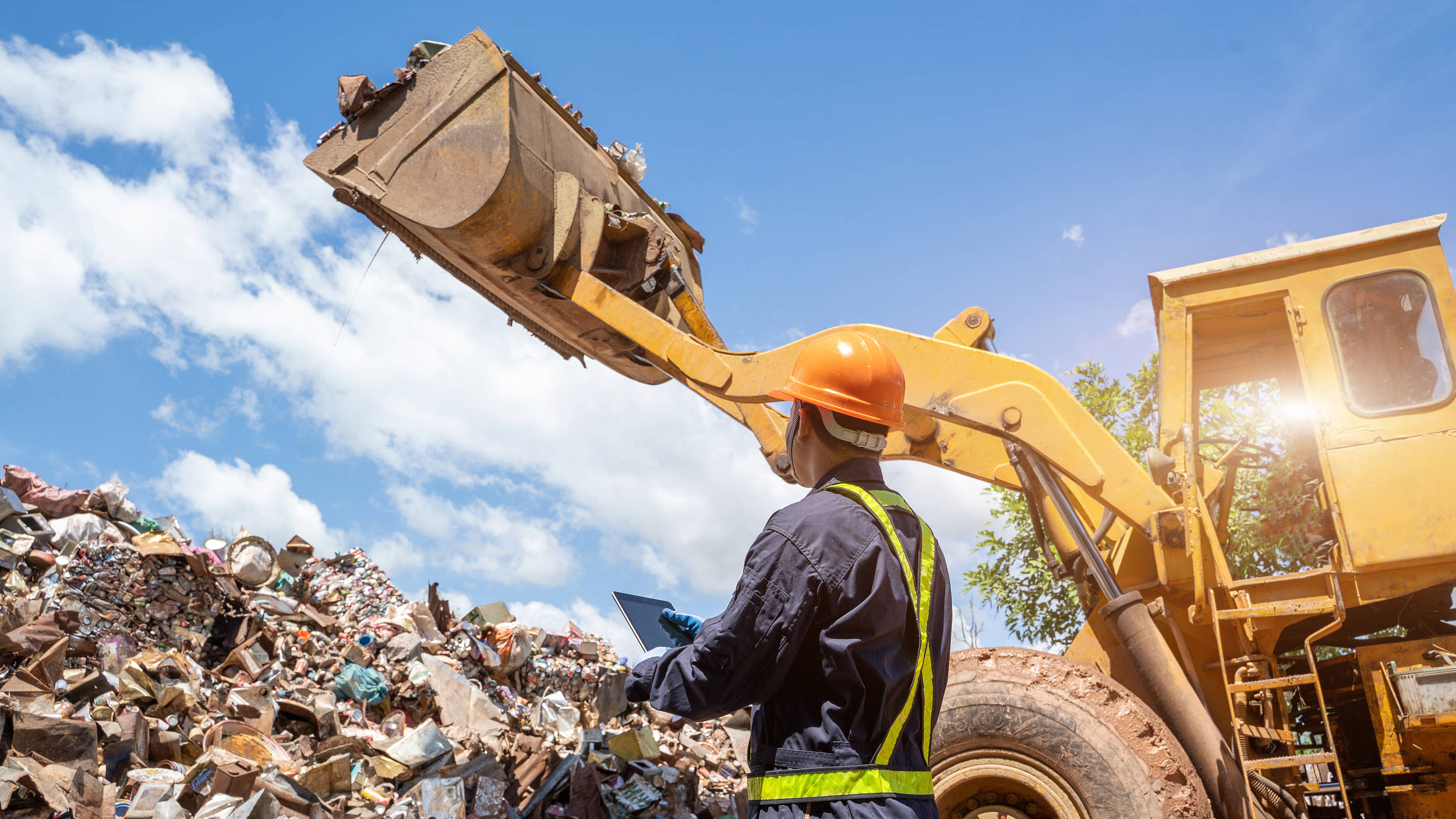 史上最严固废法正式施行垃圾分类责任法定但道阻且长