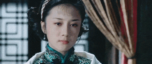 5次整容,从清纯girl到"恶女专业户",她到底经历了什么?_李依晓