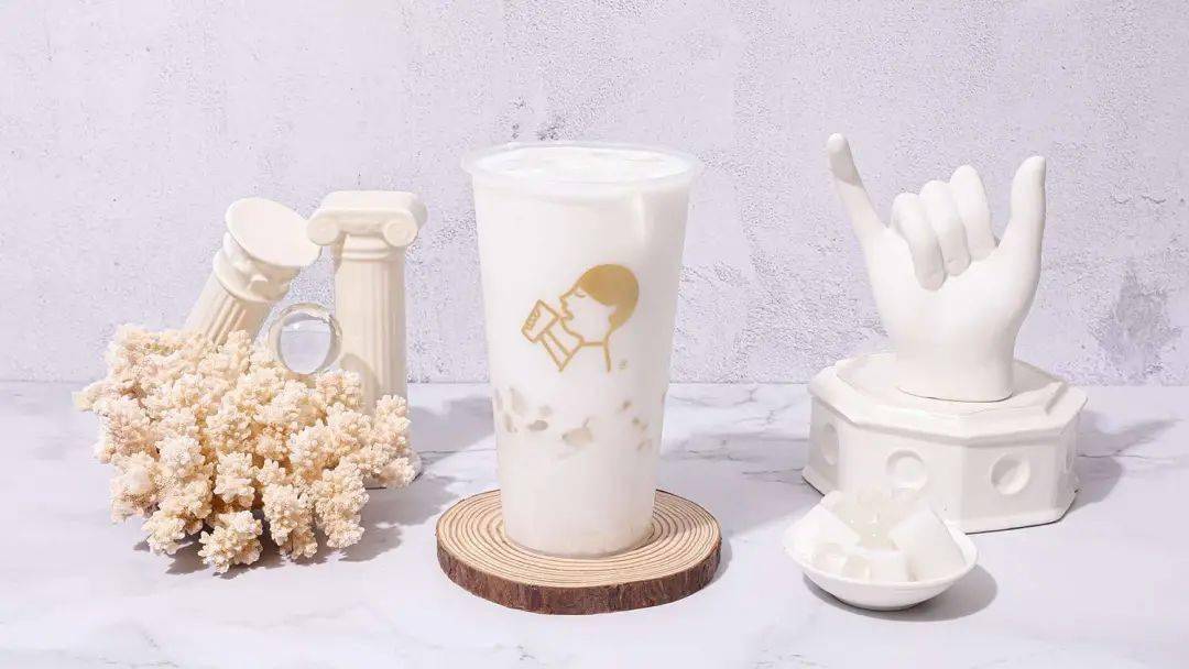 生打椰椰奶冻当季限定新品▼马上安排往下看你的喜茶功课做好了没?