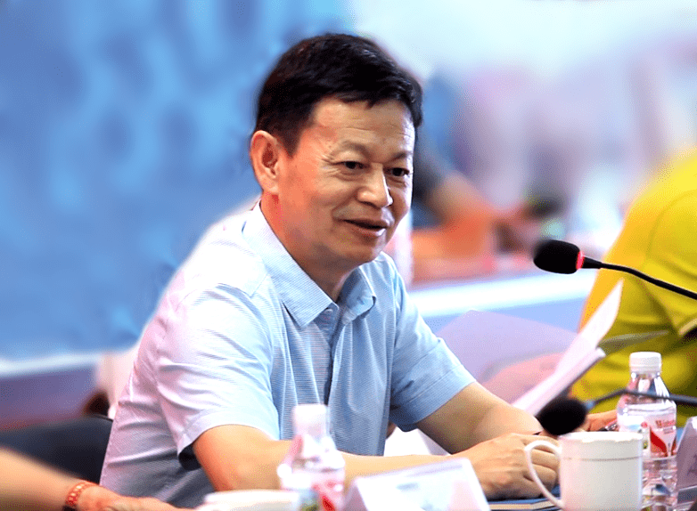 中国工程院院士郑皆连集团公司总经理王劼耘到南天路天峨龙滩特大桥