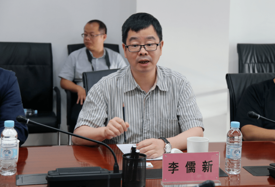 濮阳市政府秘书长谢传芳,商务局局长杨行玉,濮阳市市政府驻上海联络处